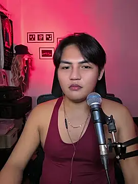 PrettyRobiee live