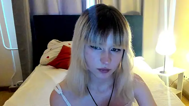 MiaKimiko live