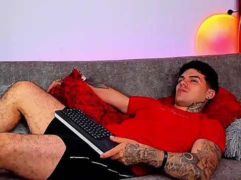 Austin_Rayne live