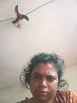 Moyna_52 live
