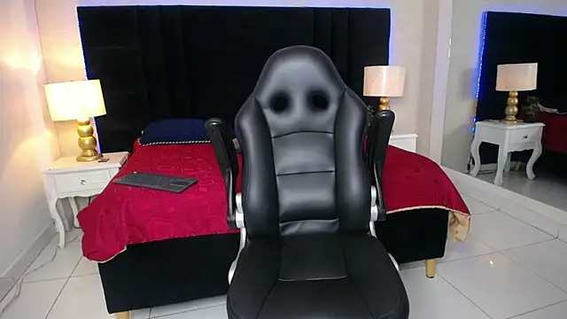 SkylerBigxxx live