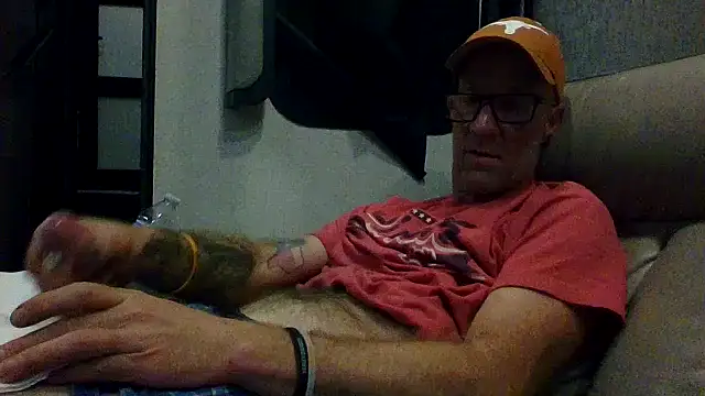 tittycum3636 live
