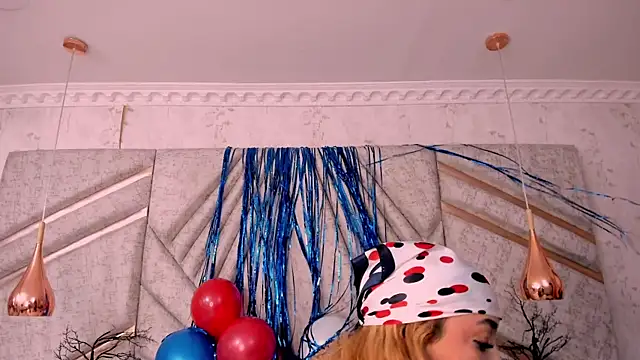SamaanthaMiller live