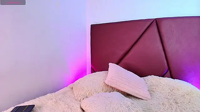 Lexi_Howard_ live