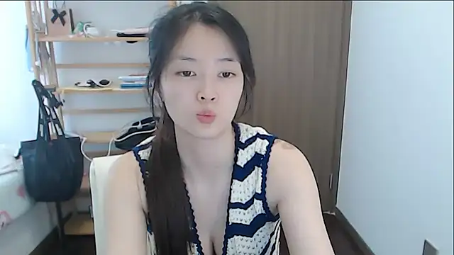 Mimi-cnbaby live