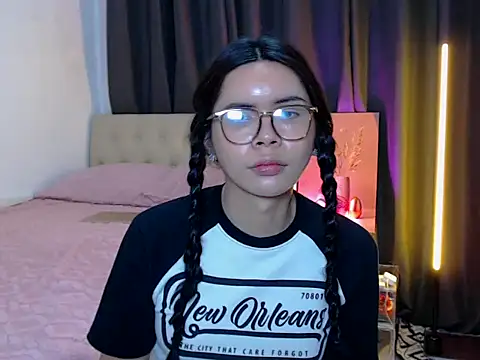 Alexandra_Kenn live