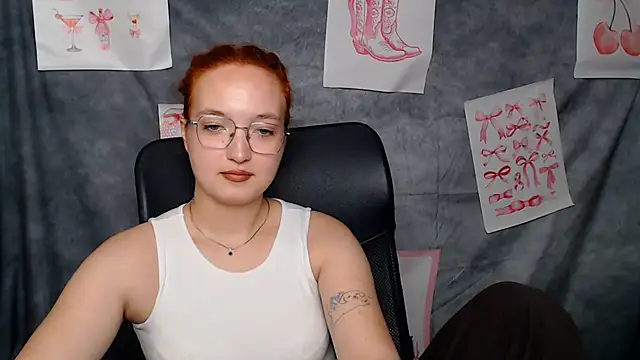 MissAriaa live