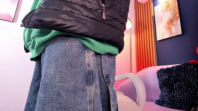 Noahh_Saenz live