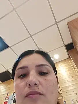 Laura-hotdirty live