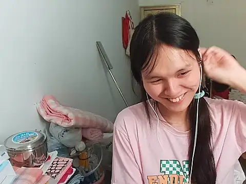 RebelAura live
