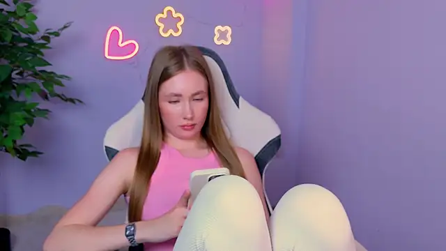 EllyColins live
