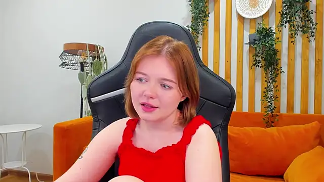 ElinaVale live