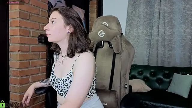 Bella_Stink live
