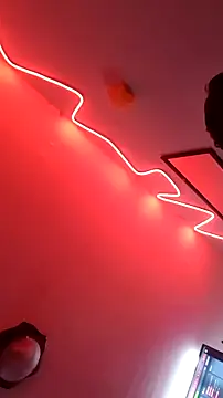 cheekyboyx live