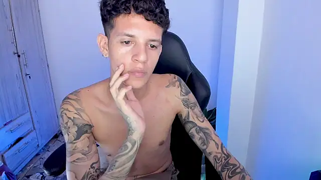 tylerrnova live