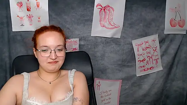 MissAriaa live