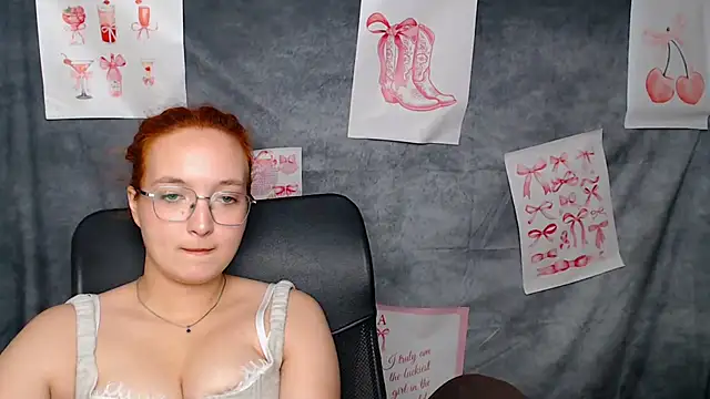 MissAriaa live