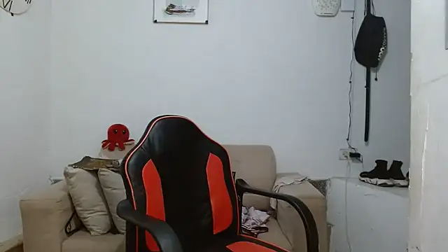angelamarie1 live