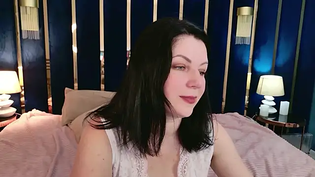 Nina_Stane live