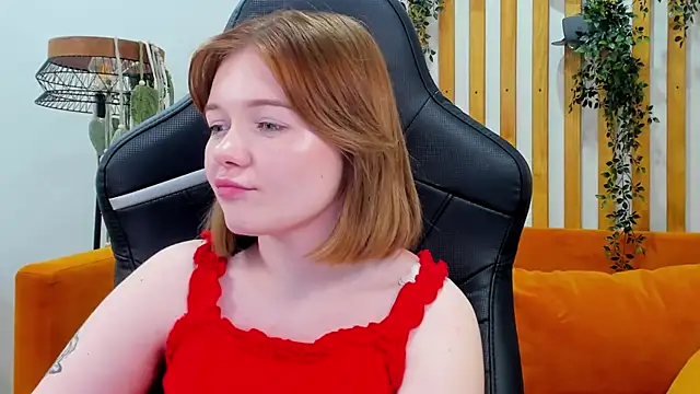 ElinaVale live