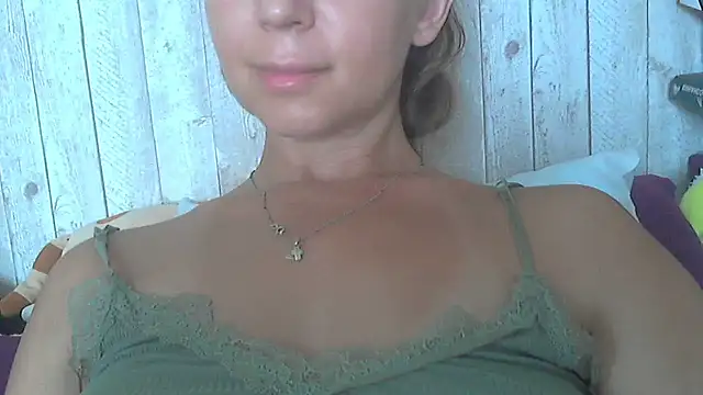 Bella--White live