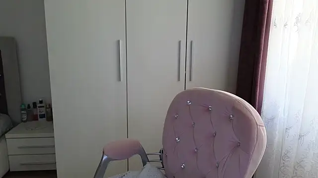 xxxPlayboydollxxx live