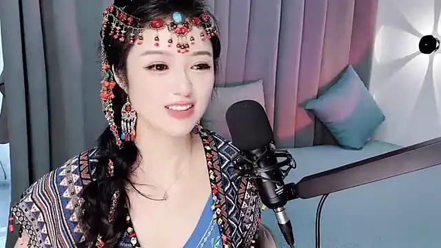 Momo-Wow live