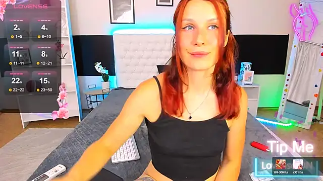 KiraNeeww live
