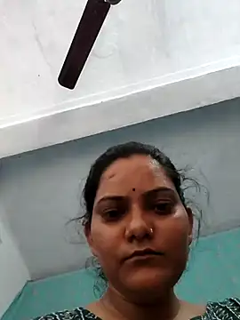 Anushka_Singh0 live