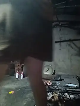 quynhkoolbae live