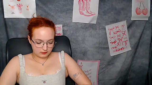 MissAriaa live