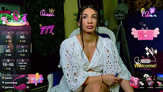 nicolepalmer live