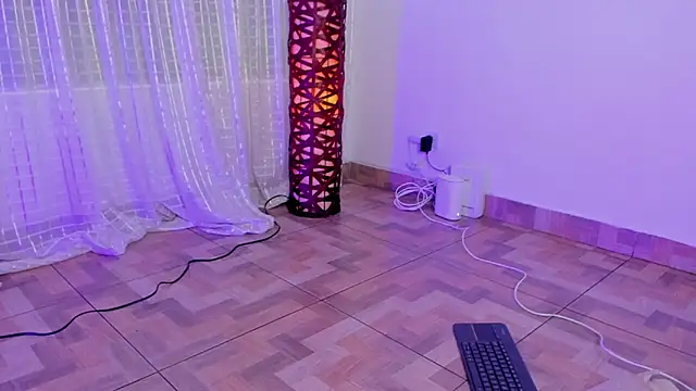 Valen_anderson live
