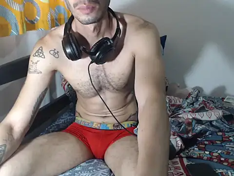 alisterxxx live