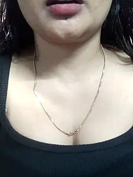 Wild-janvi live