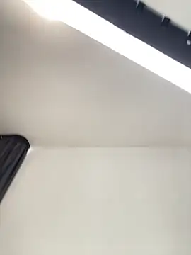April_Purr live