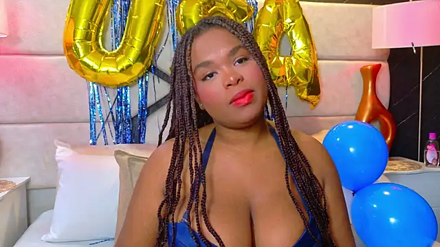 EbonyHenner live