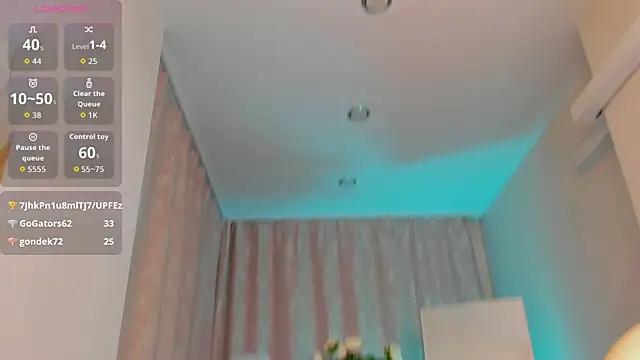 LunaaBee live