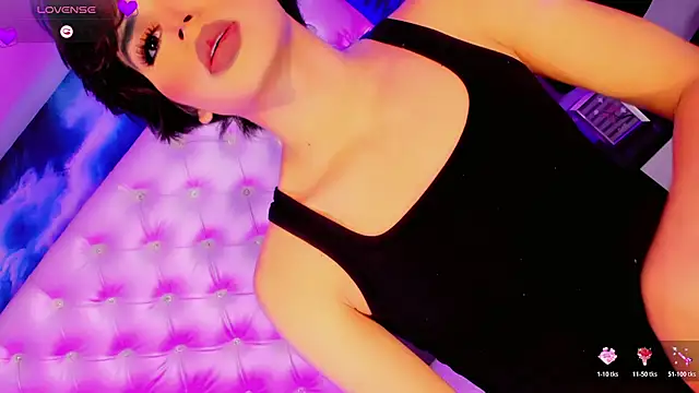 Valentiina_Foxx live