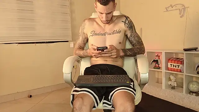 J_king__ live