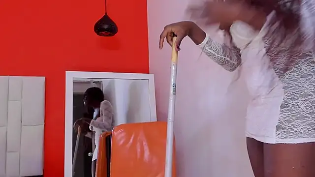 Roxan-hot69 live