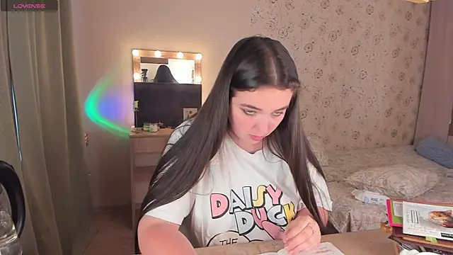 Alice_next_door live