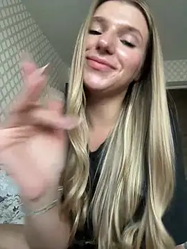 adel_secret live