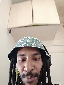 Mikaaa97 live