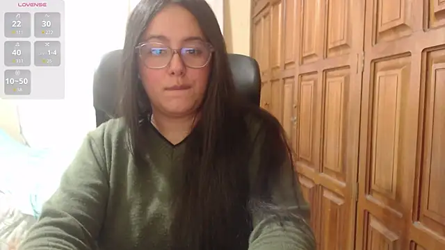 Venus_cat_ live