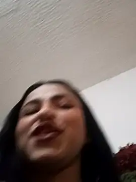 Naomy_Gomez_ live