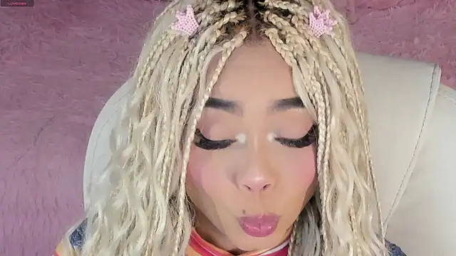 conny__curly live