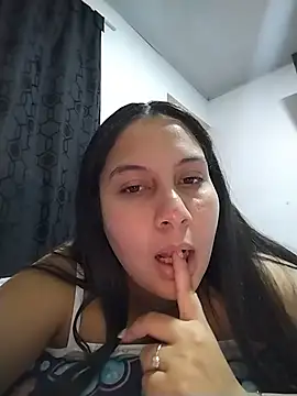 esmeralda_jadees live