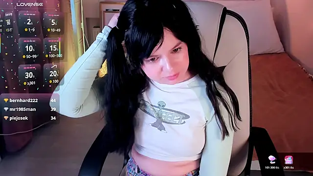 Lil_Amelie live