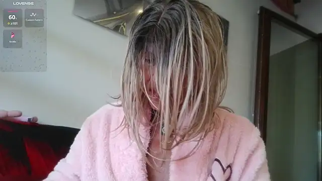 LadyOxana live
